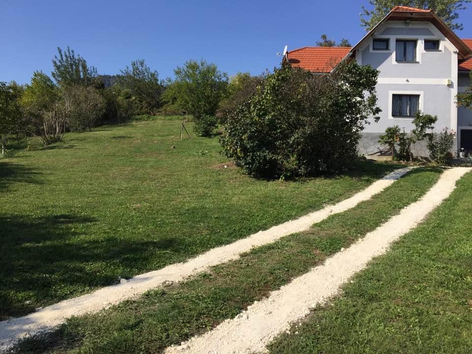Eszter-Haz Hotell Kisapati Eksteriør bilde